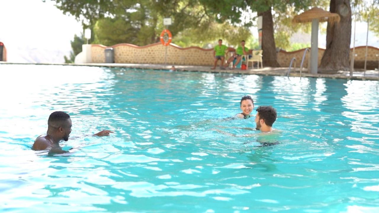 Balneario De Alicun De Las Torres Villanueva de las Torres المظهر الخارجي الصورة
