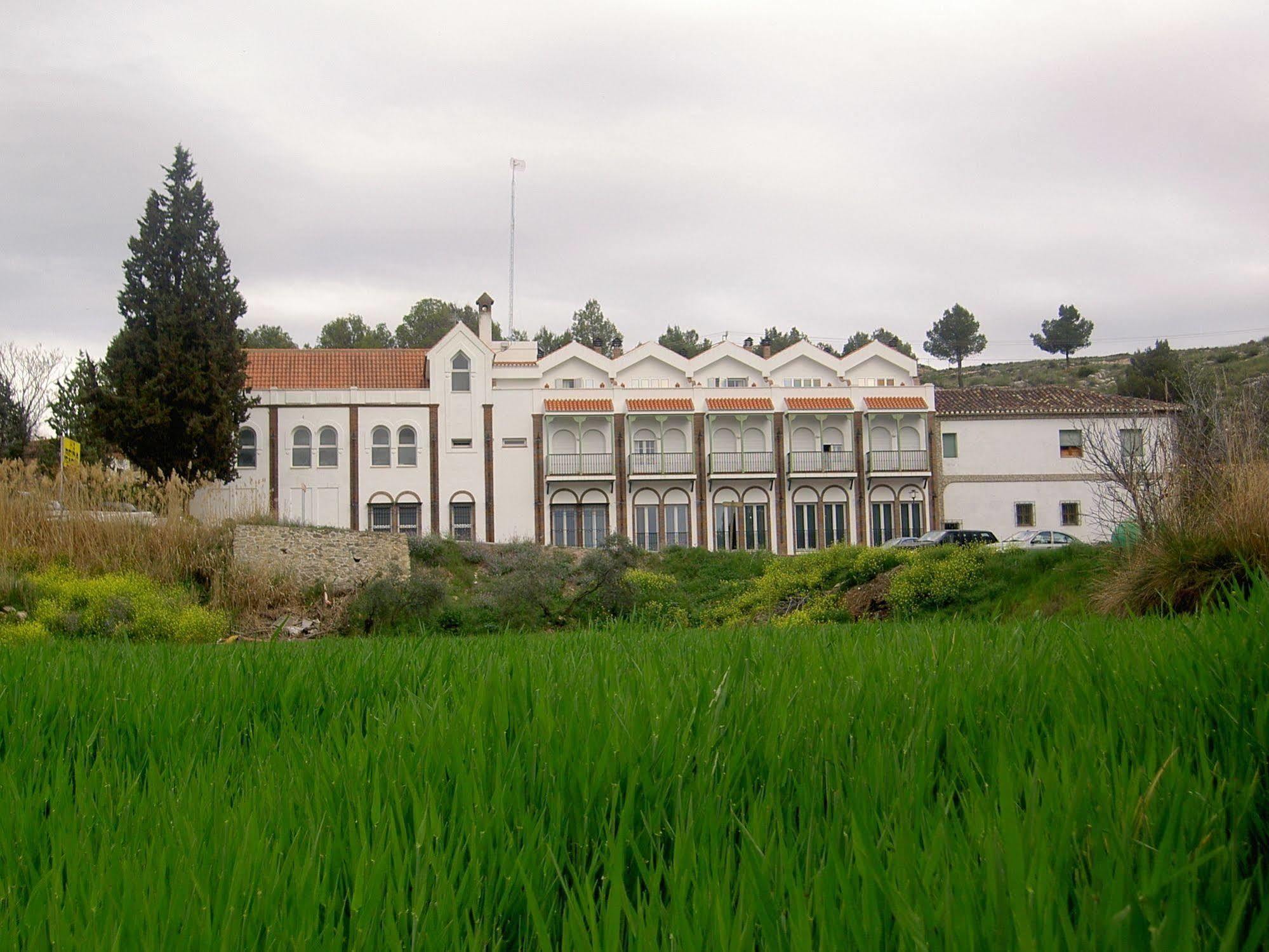 Balneario De Alicun De Las Torres Villanueva de las Torres المظهر الخارجي الصورة